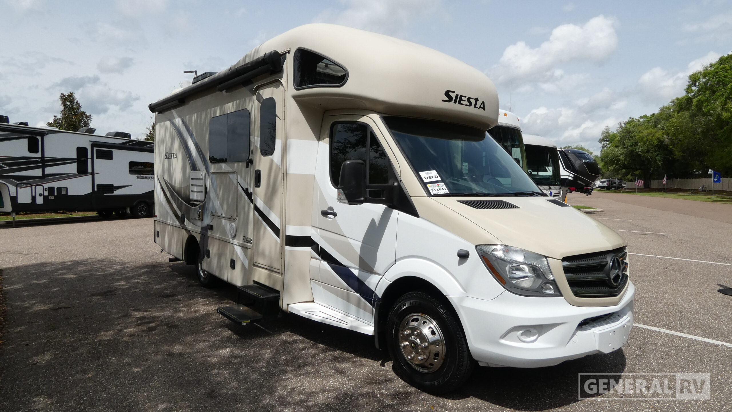 2018 Thor Motor Coach Siesta Sprinter 24SS RV