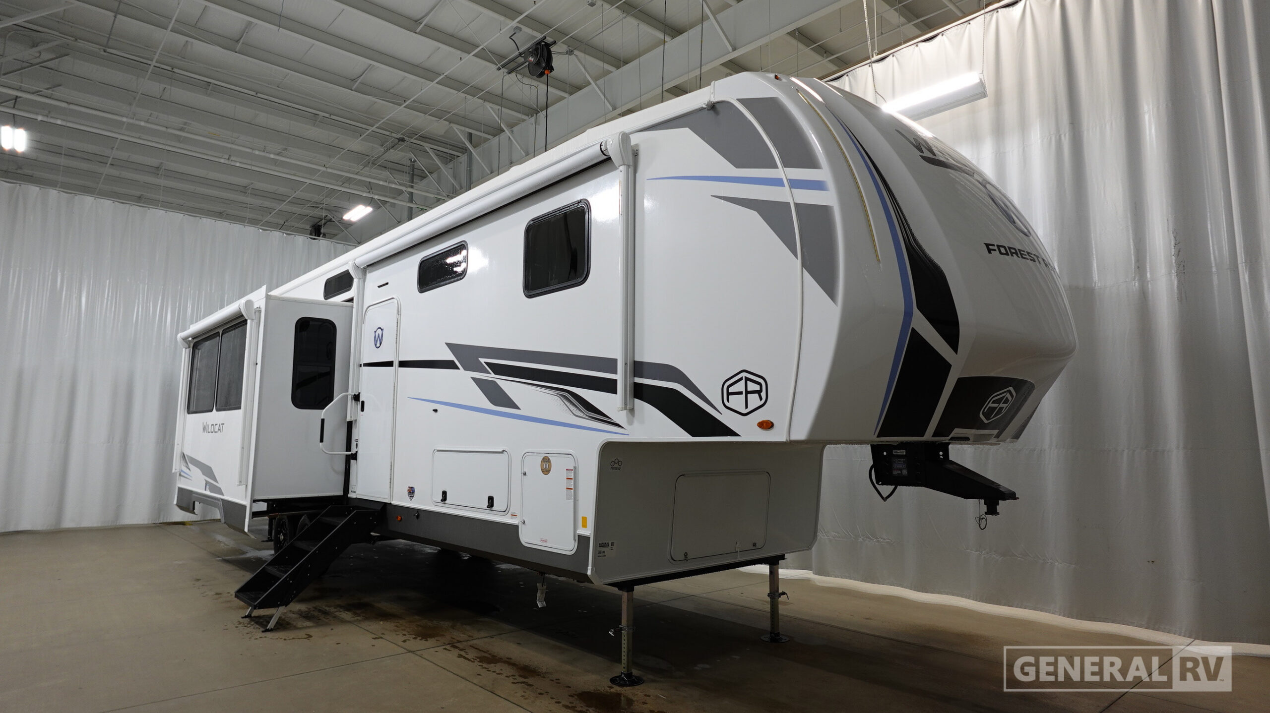 2026 Forest River WILDCAT 35CRIB in dover FL