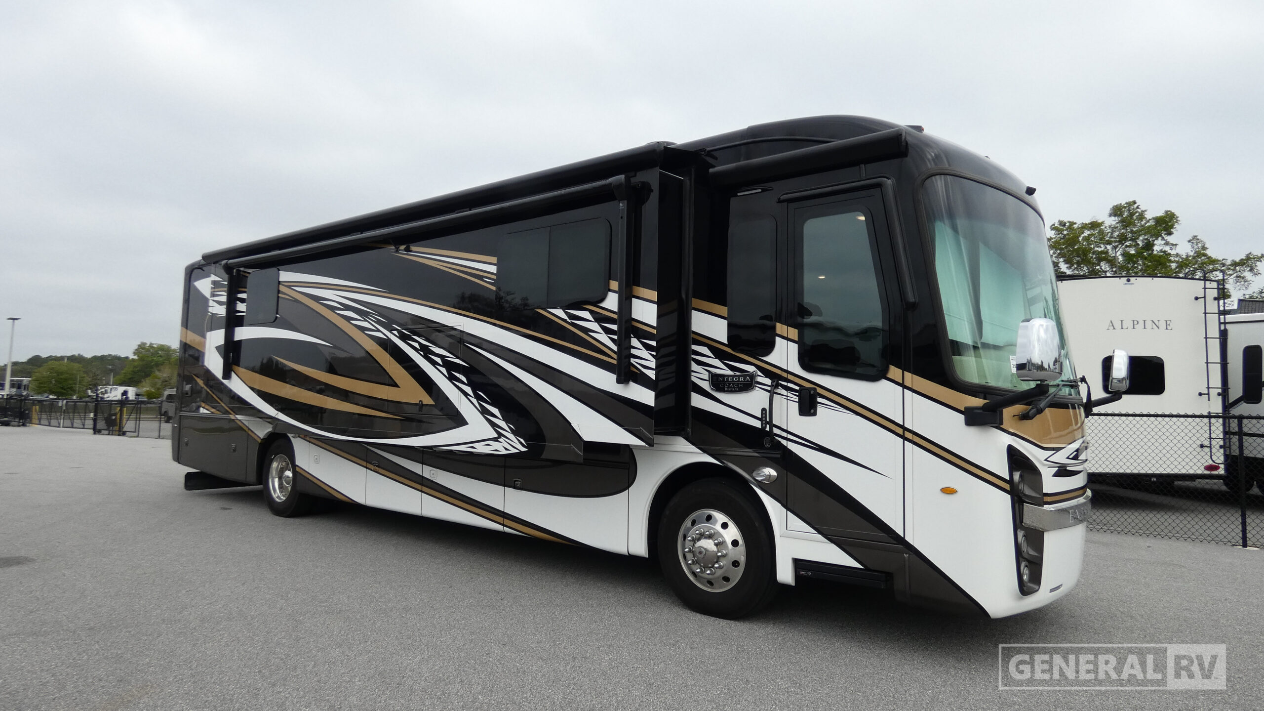 2023 Entegra Coach REATTA XL 39BH in ocala FL