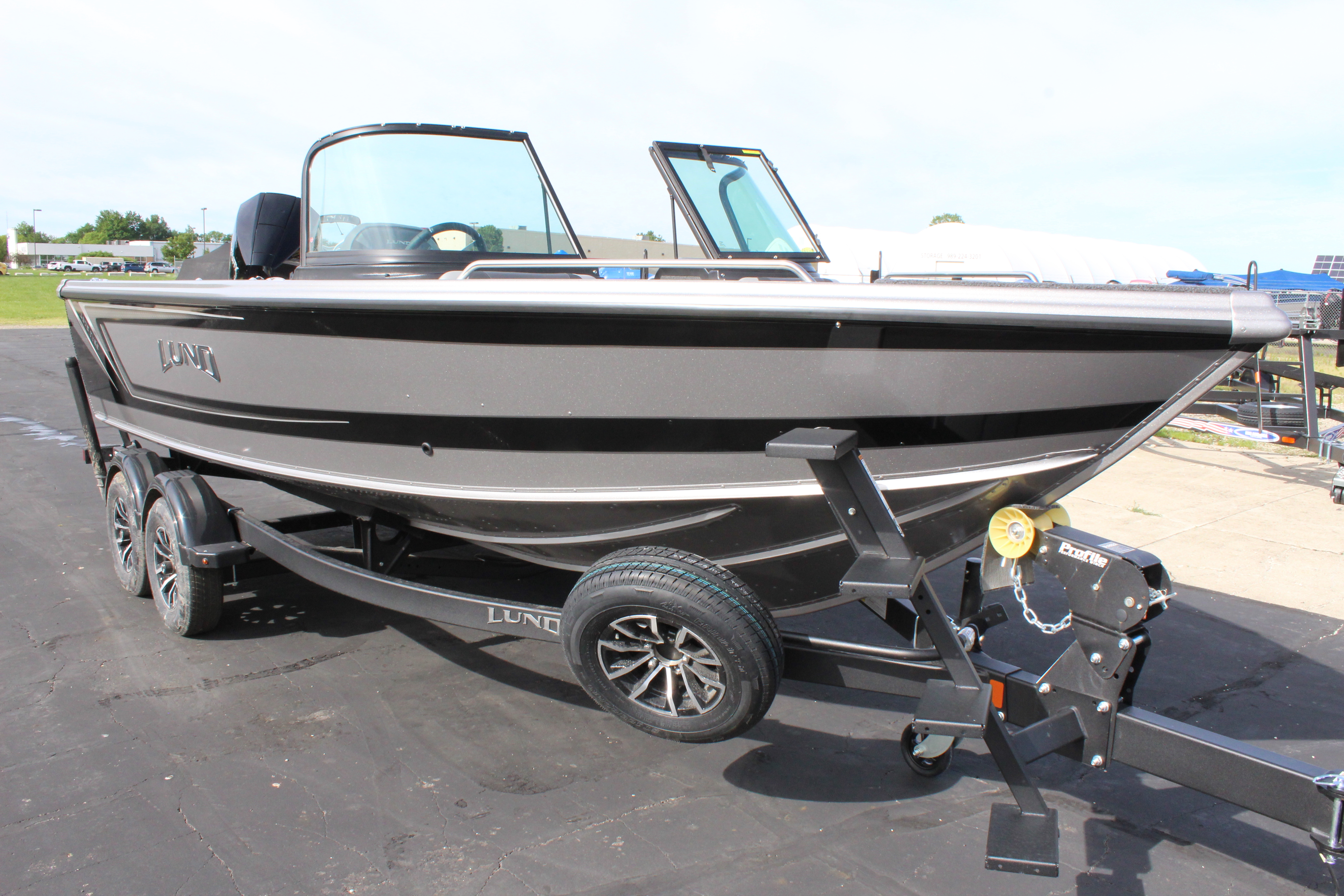2026 Lund 1975 TYEE 2075 MAGNUM in st. johns MI