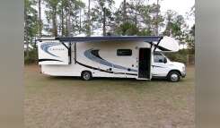 2015 Thor Motor Coach Chateau 31L RV