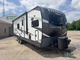 2021 FOREST RIVER ROCKWOOD SIGNATURE 8263MBR