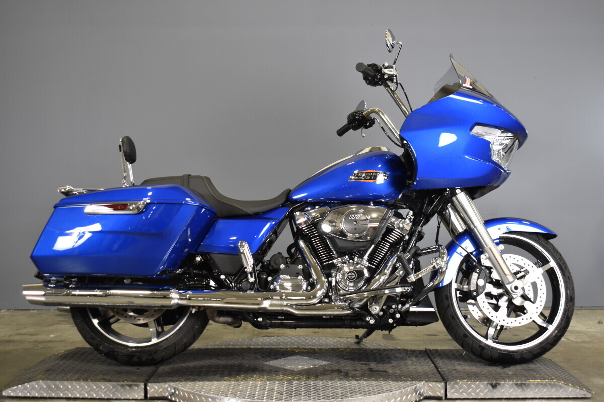 2024 Harley-Davidson Road Glide in Farmington, MI