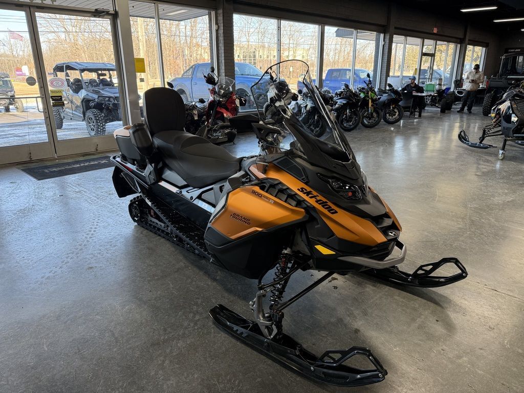 2025 Ski-Doo Grand Touring LE with Platinum Package 900 ACE Turbo R  900 ACE 137 in ann arbor MI