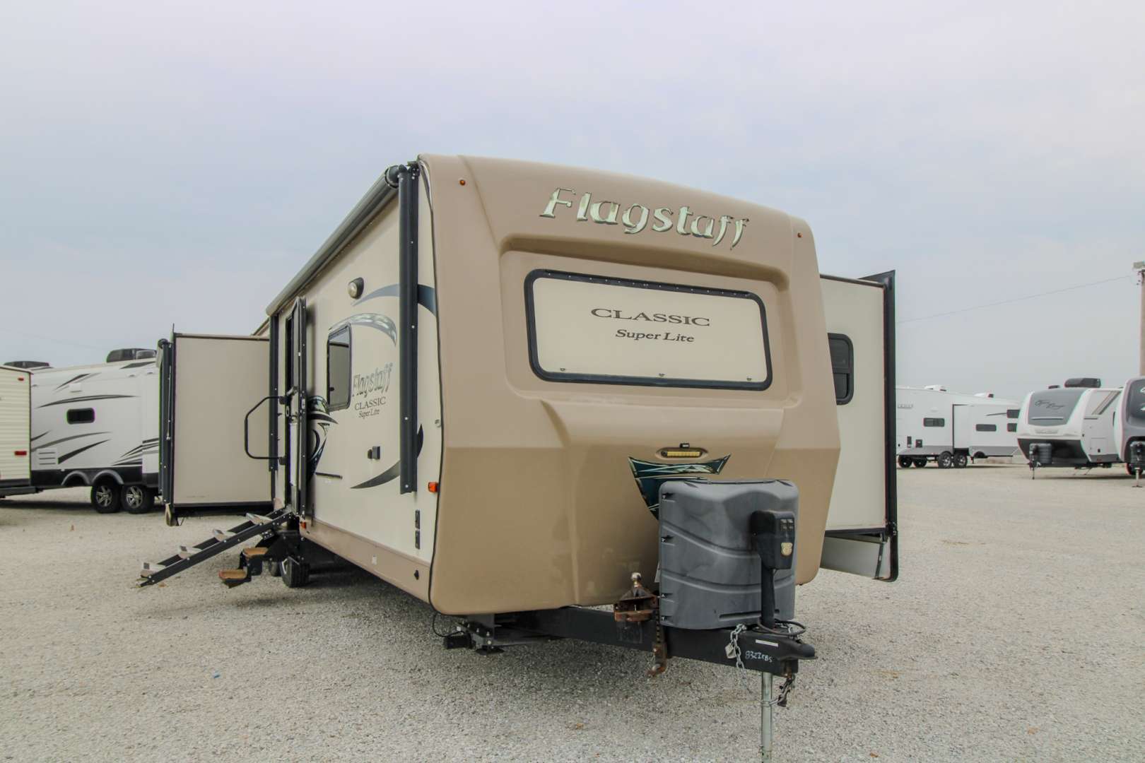 2017 Forest River Flagstaff Classic Super Lite 832IKBS in clinton MO