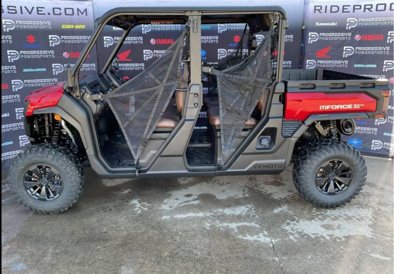 A photo of this 2026 CFMOTO UFORCE U10 XL PRO