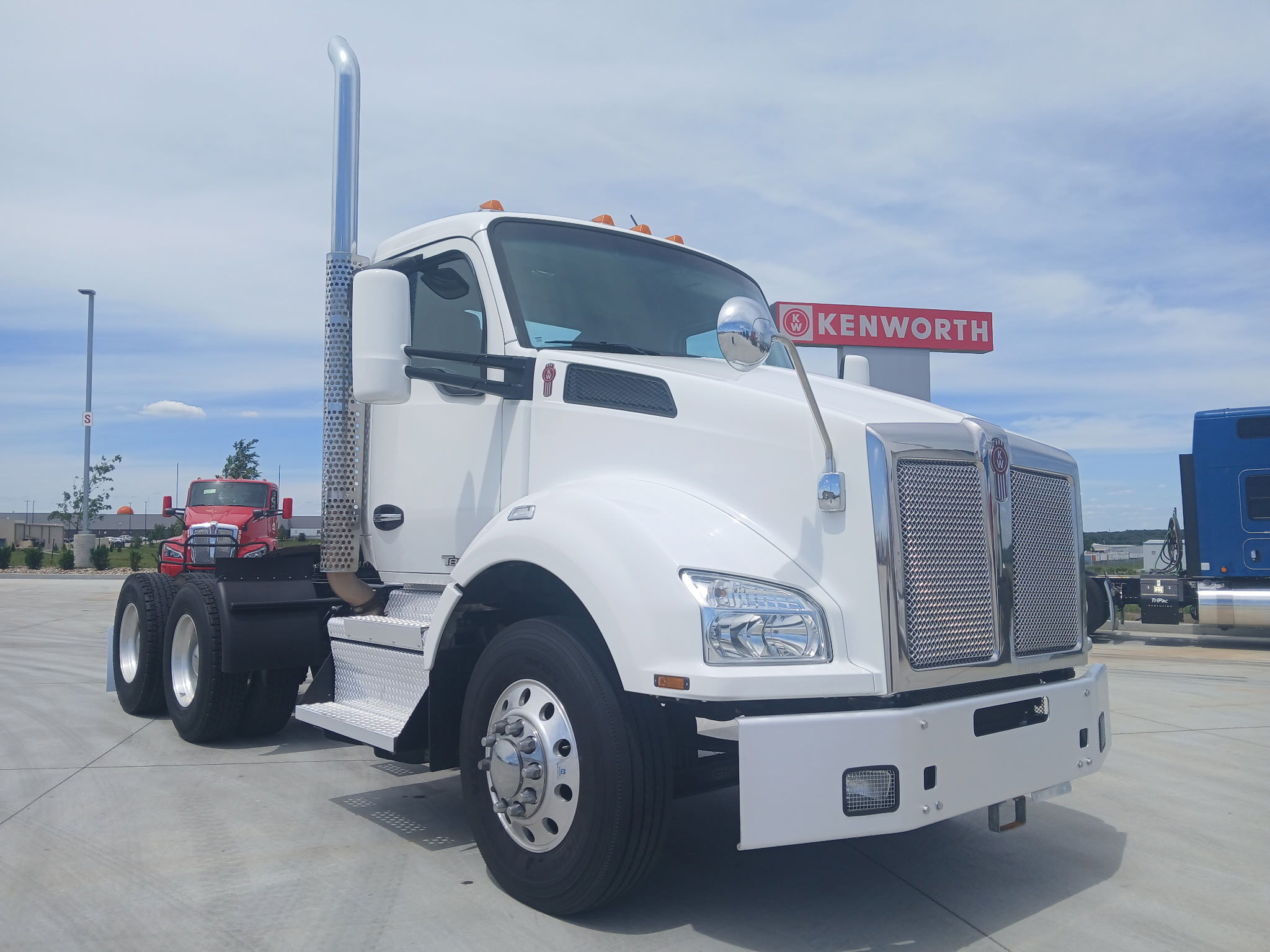 2020 KENWORTH T880 in Des Moines, IA