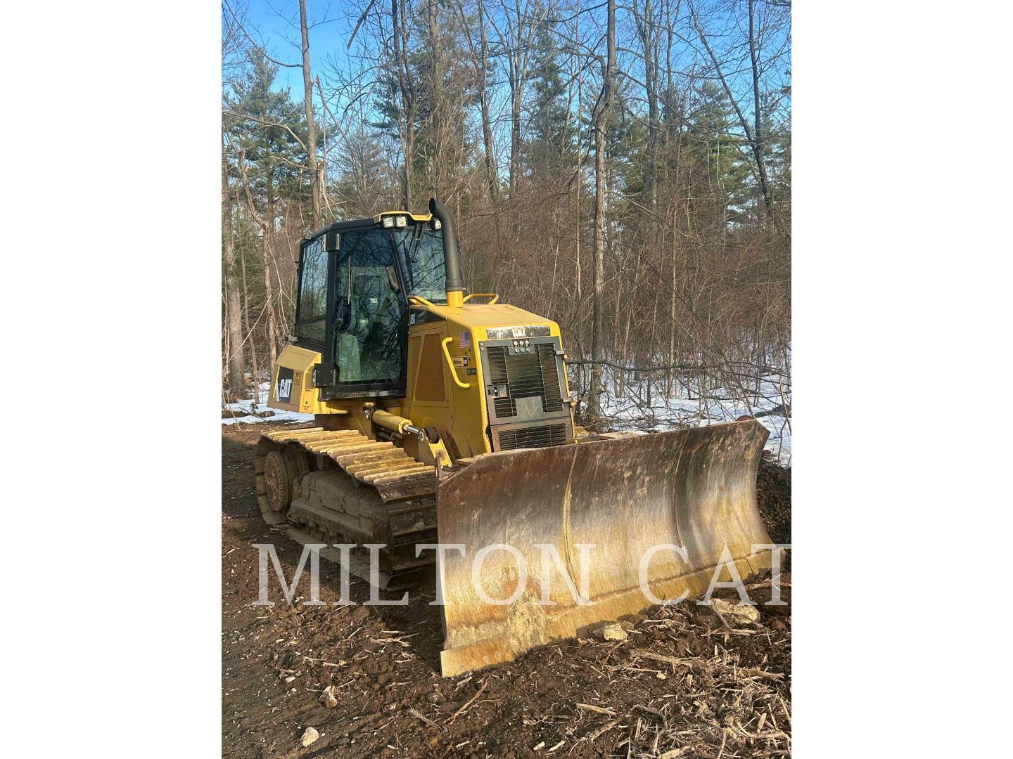 2012 CAT D6KXL in Milford, MA