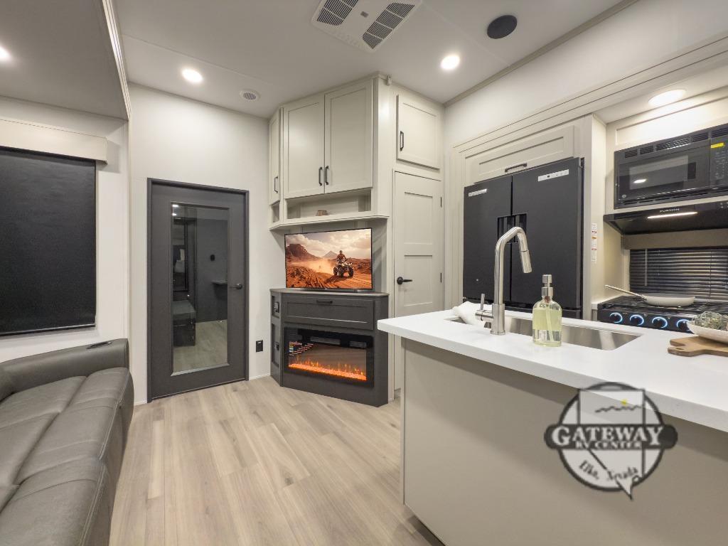 2027 Grand Design Momentum G-Class 350G in elko NV