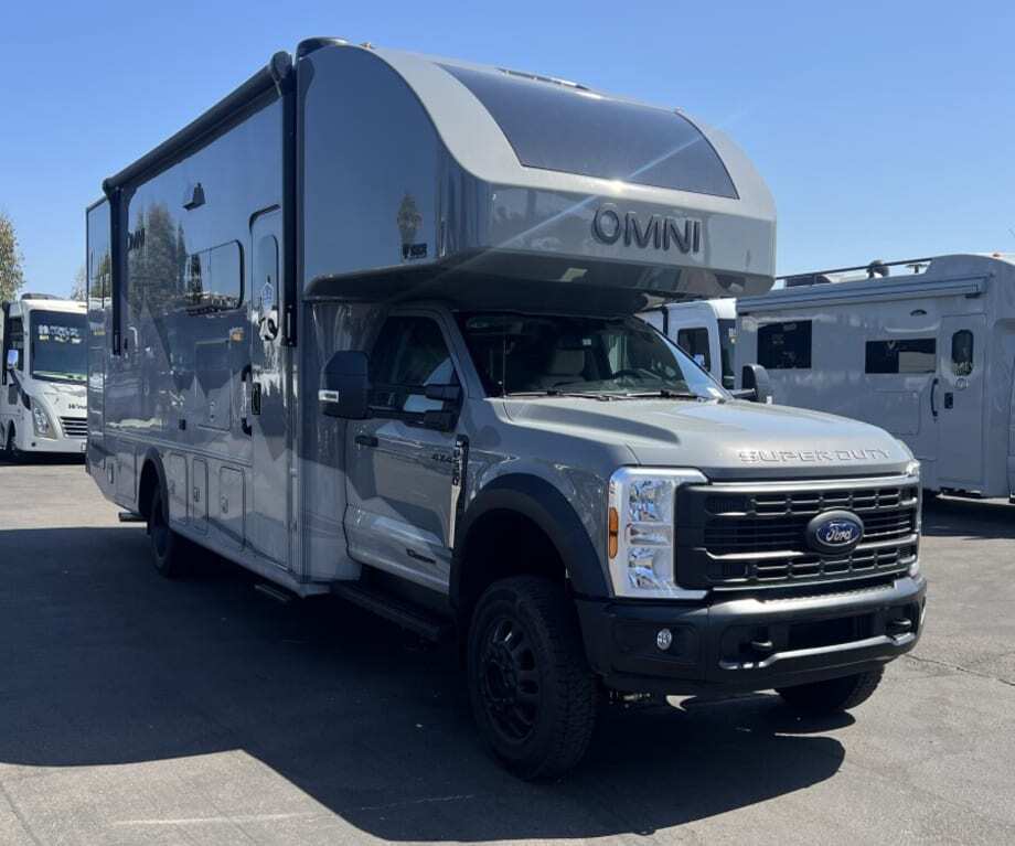 2027 Thor Motor Coach OMNI TRAIL Z30 in san diego CA