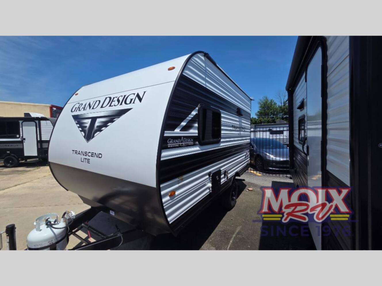 A photo of this 2027 Grand Design TRANSCEND LITE 121RBL