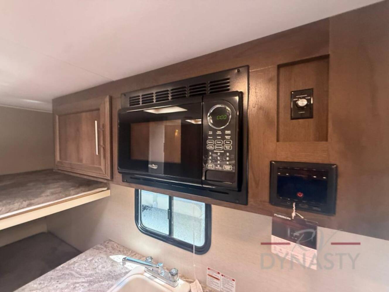 A photo of this 2019 Kz Escape E180TH