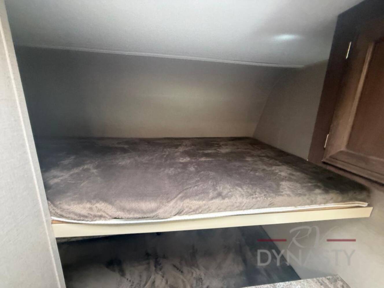 A photo of this 2019 Kz Escape E180TH