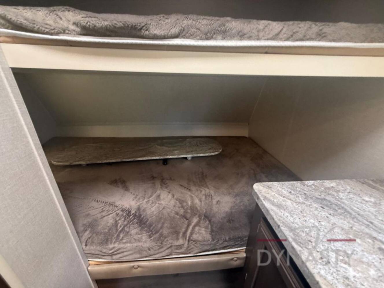 A photo of this 2019 Kz Escape E180TH
