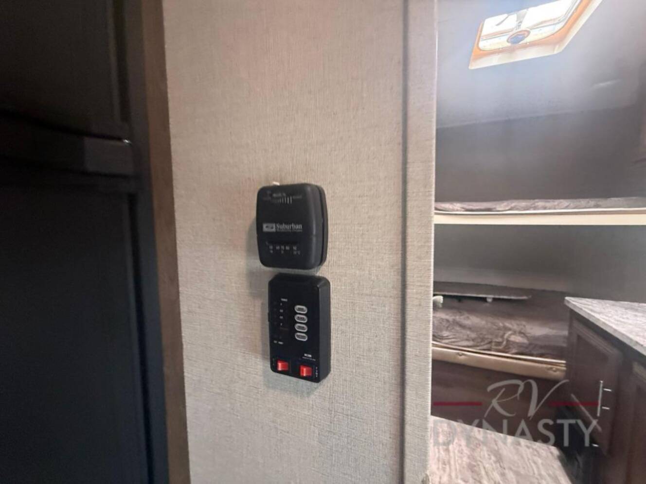 A photo of this 2019 Kz Escape E180TH