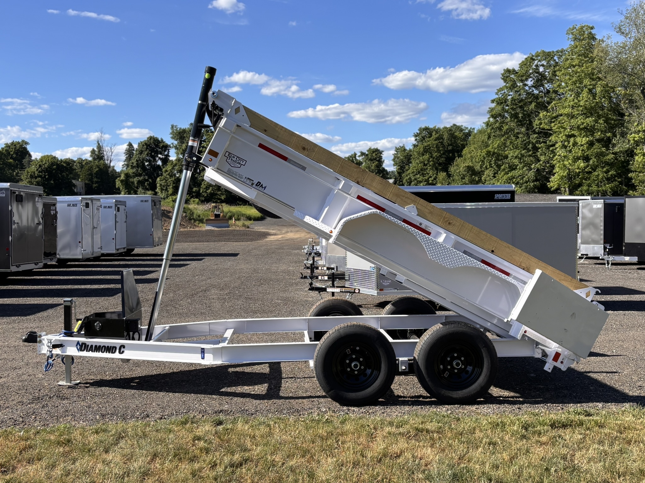 2026 Diamond C MDT206L in Bethany, CT