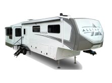 5 Fifth Wheel Models with a Huge Hidden Pantry image