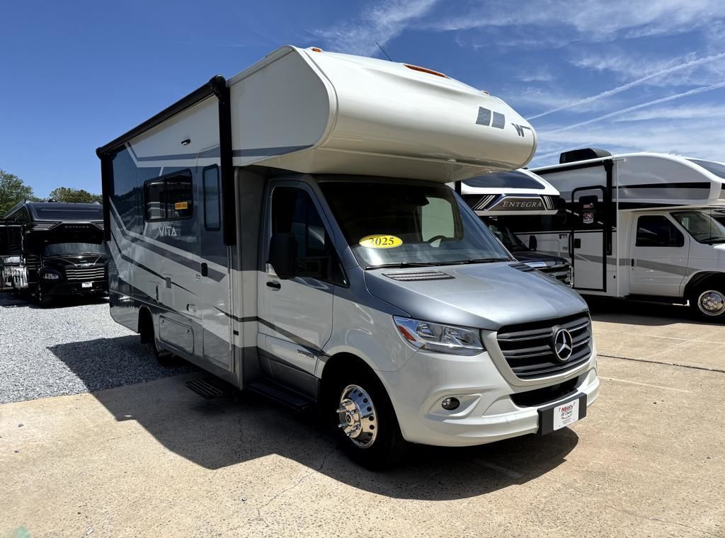 2025 Winnebago Vita 24P in hendersonville NC