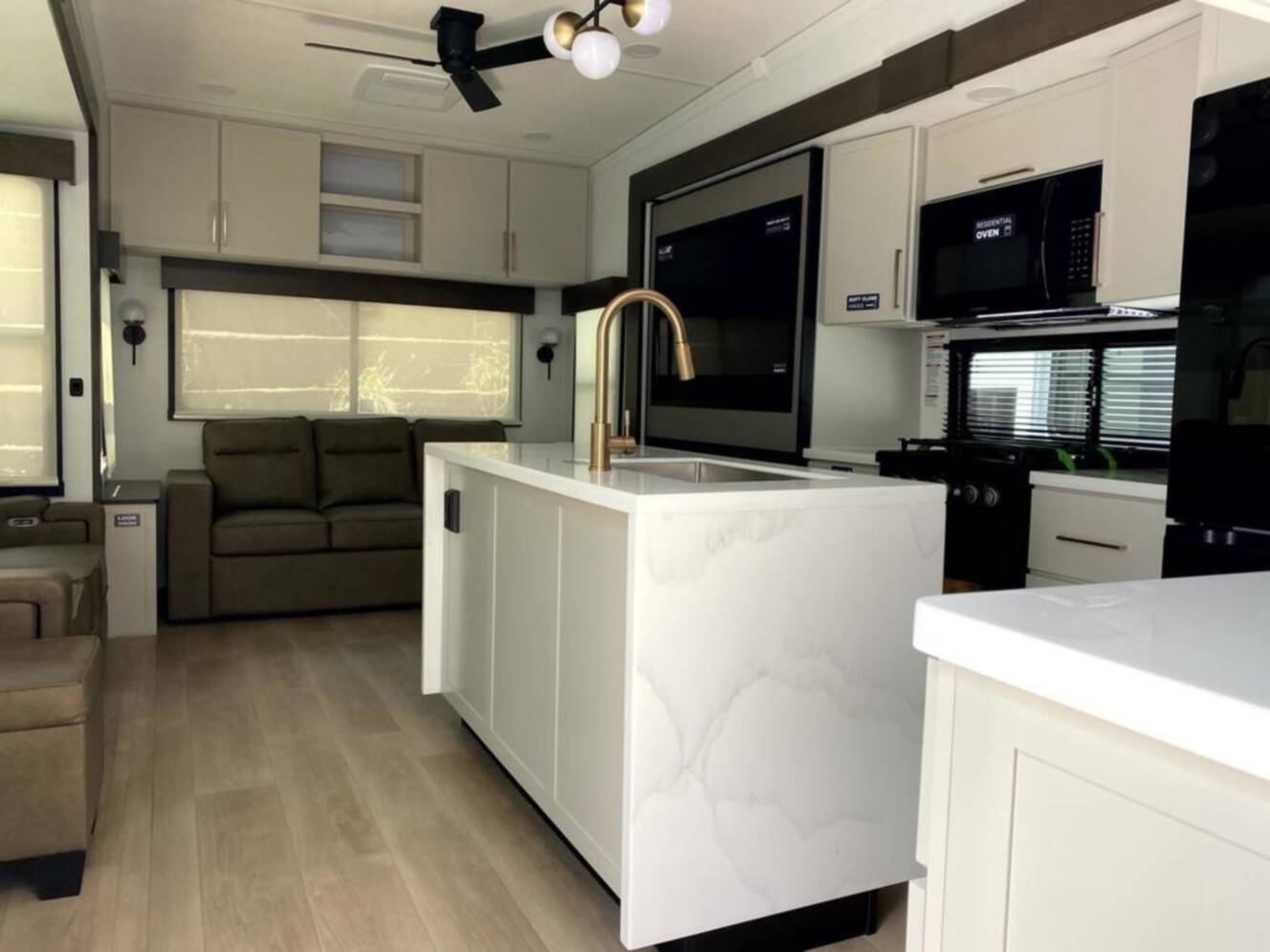 A photo of this 2027 Alliance Rv Paradigm 310RL