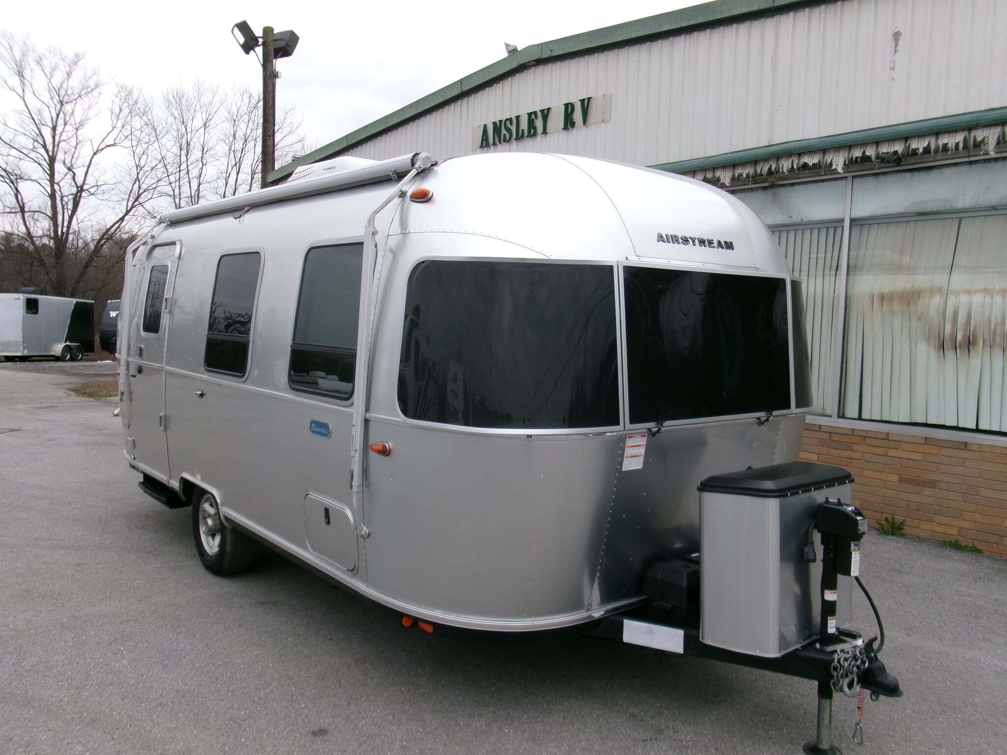 2024 Airstream Bambi 22FB in duncansville PA