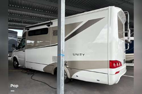 2017 Leisure Travel Unity U24FX in kent WA