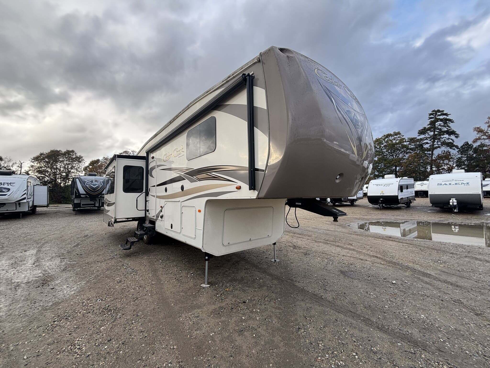 2016 Forest River Cedar Creek 34RE in newfield NJ