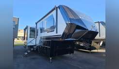 2026 Brinkley Rv Model G 4120 Fifth Wheel Toy Hauler RV