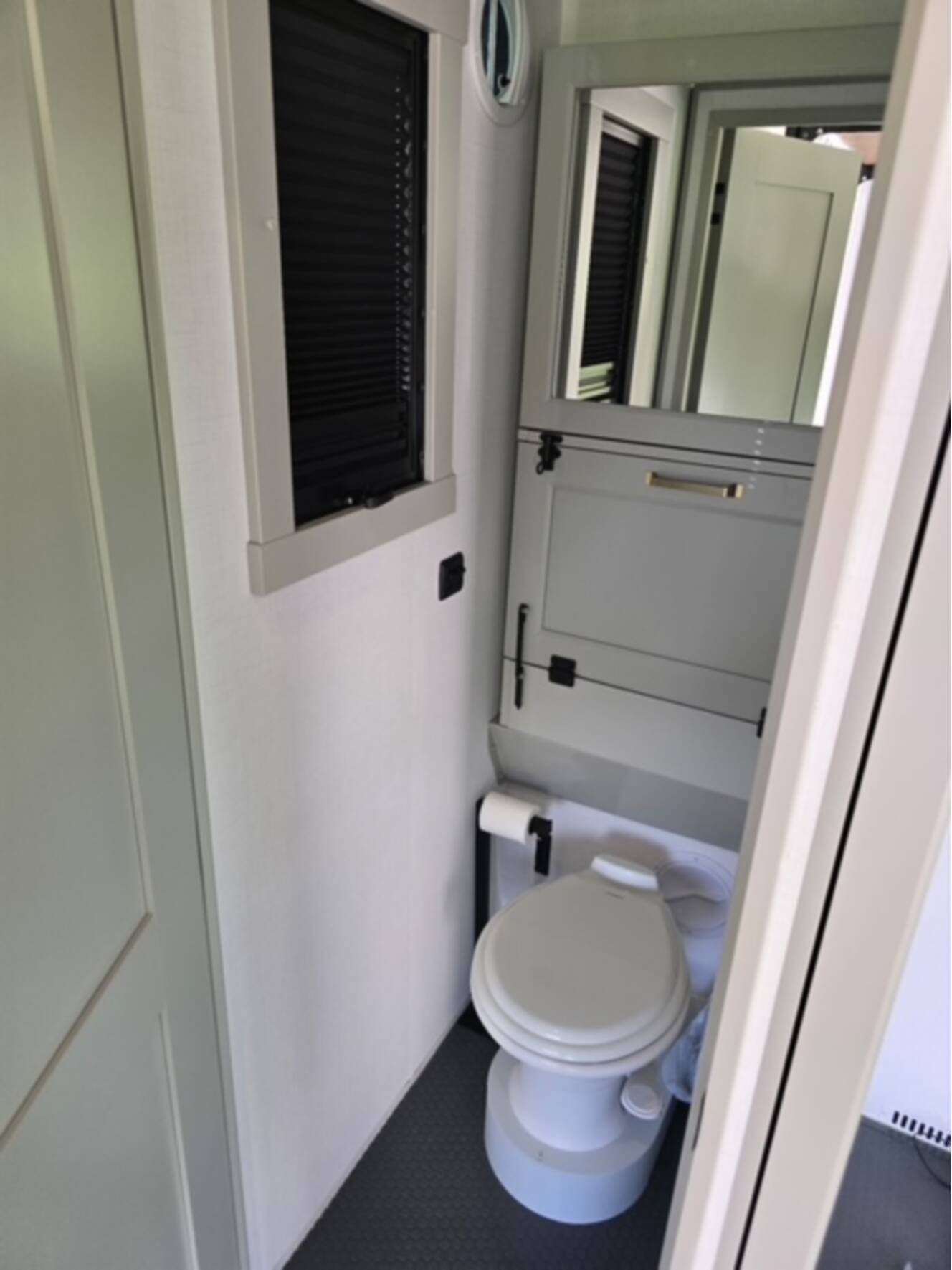 A photo of this 2025 Brinkley MODEL G 4100