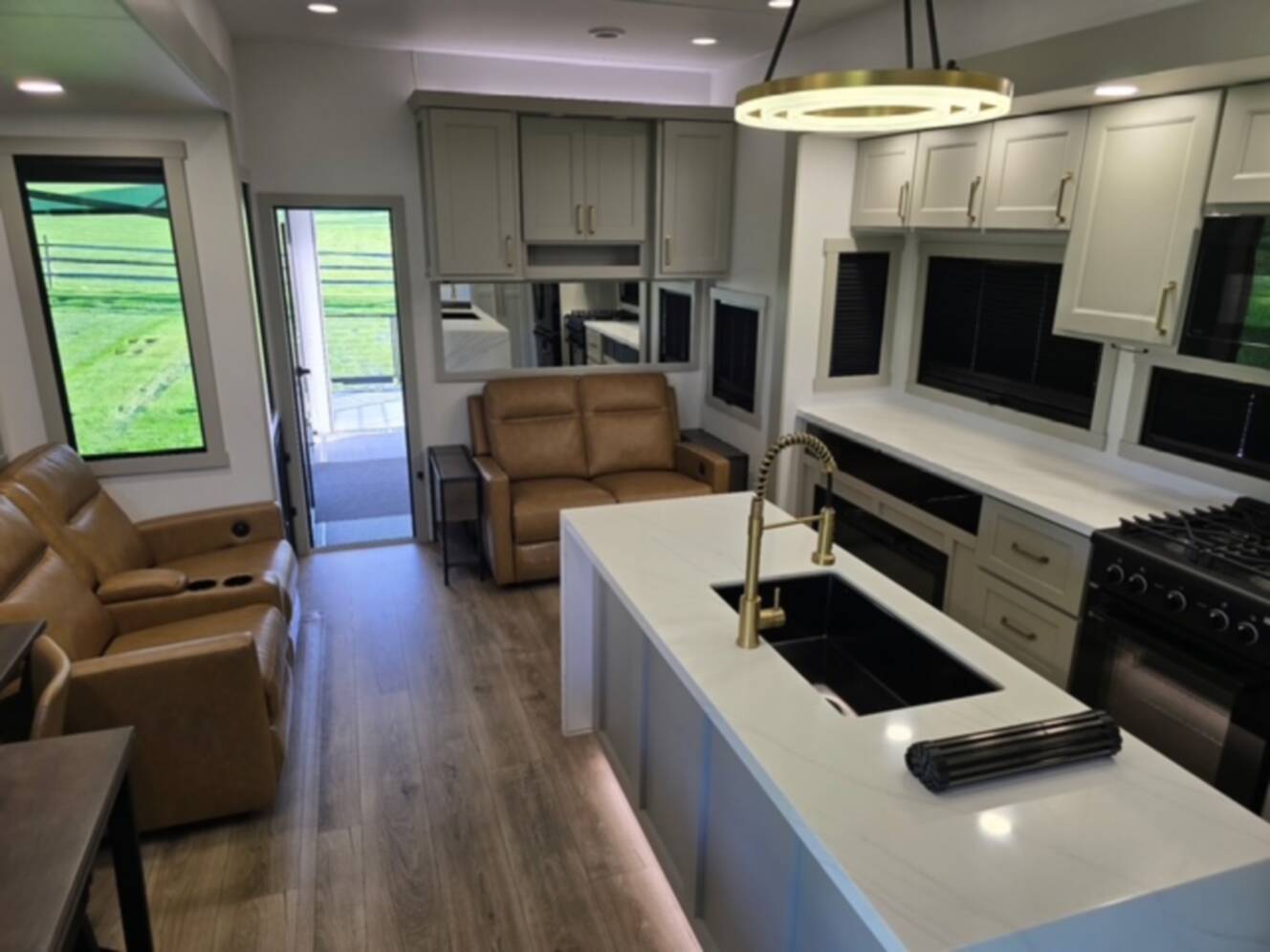 A photo of this 2025 Brinkley MODEL G 4100