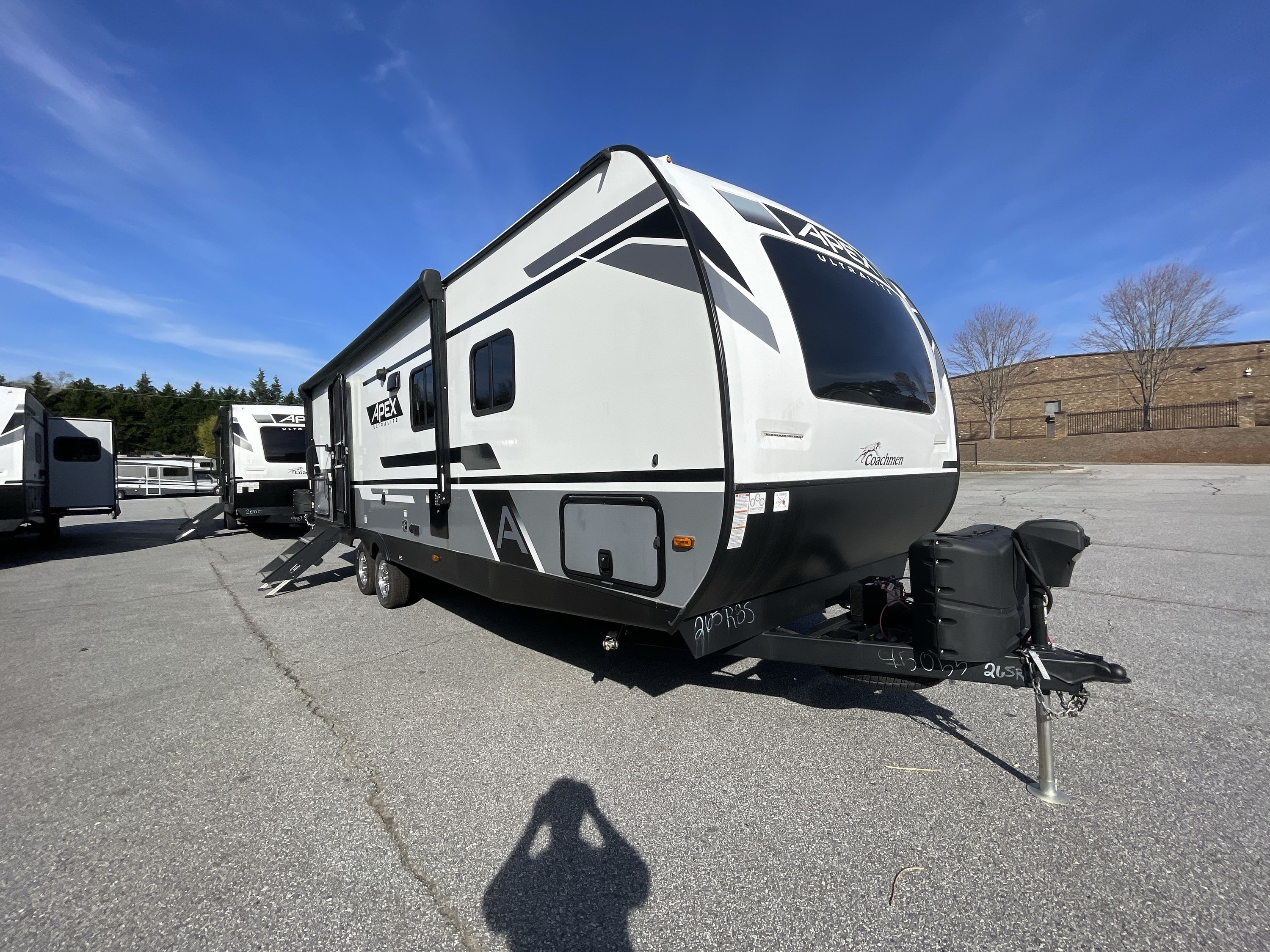 2023 Coachmen APEX ULTRA-LITE 265RBSS in buford GA