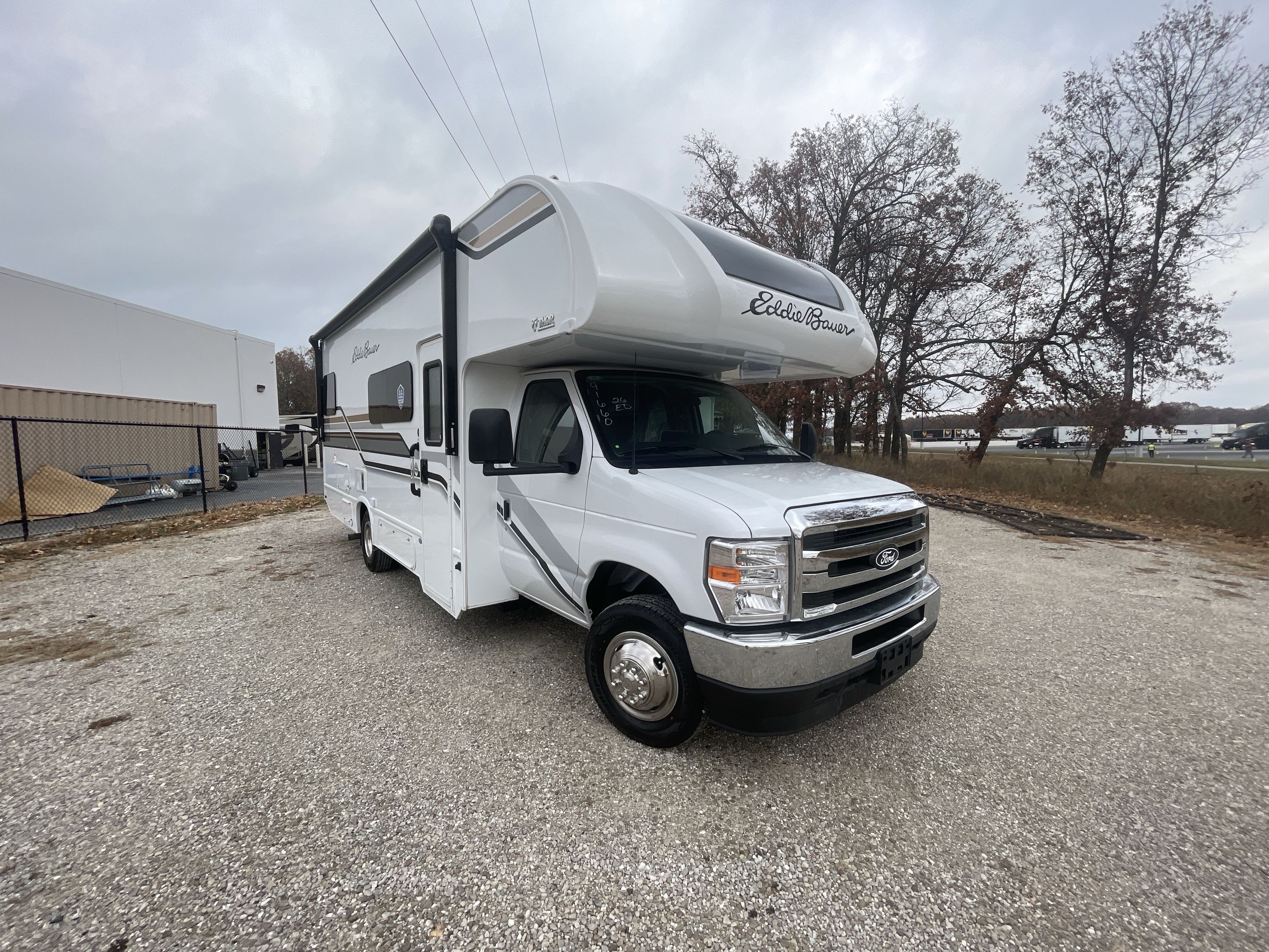 2026 Thor EDDIE BAUER 26ED in strafford MO