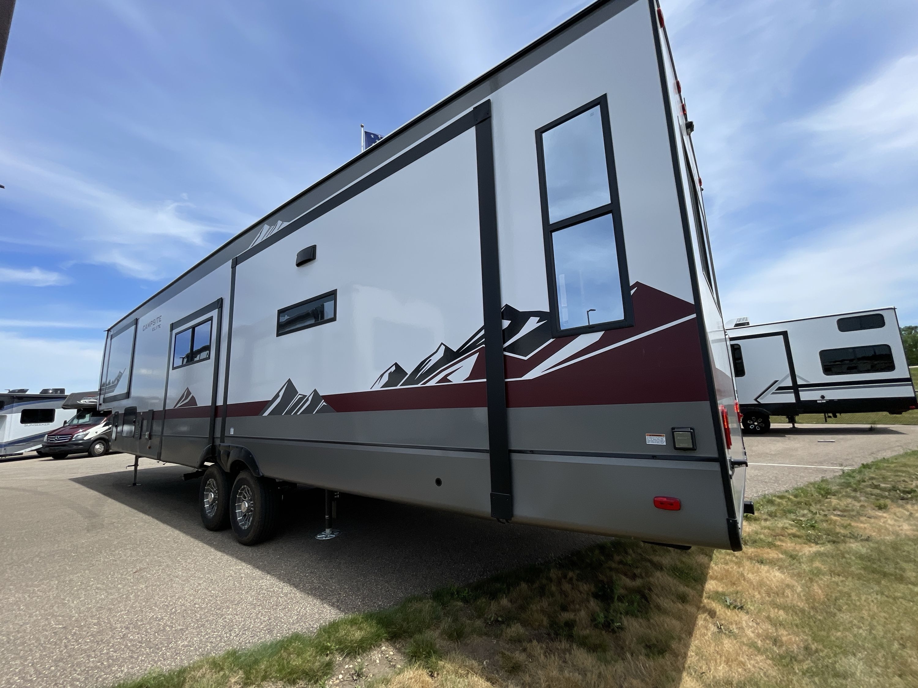 2027 Forest River CAMPSITE ELITE 36RF in oronoco MN