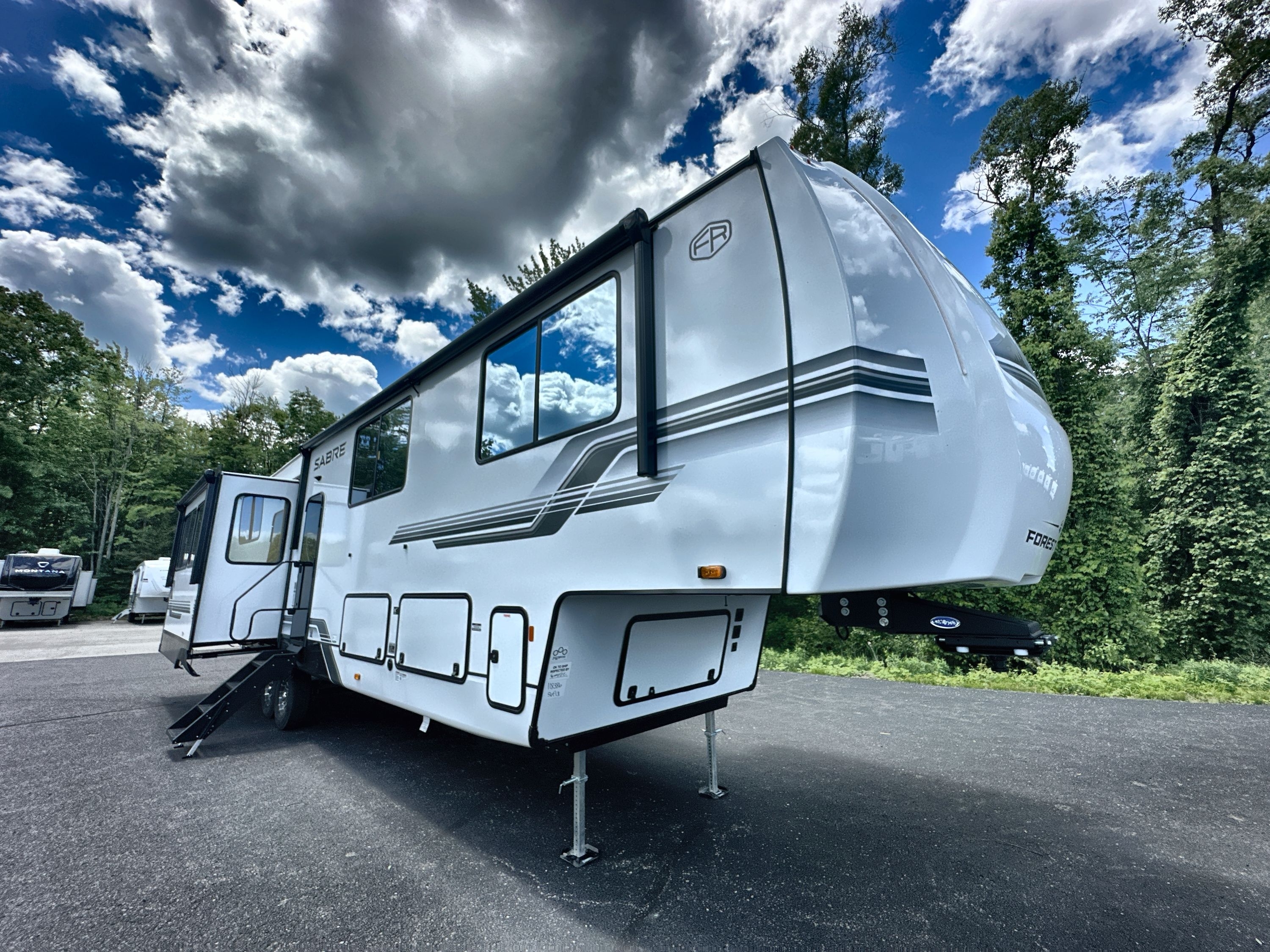 2027 Forest River SABRE 36FLX in houghton lake MI