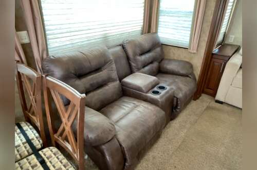 2014 Forest River CEDAR CREEK SILVERBACK 33RL in braidwood IL