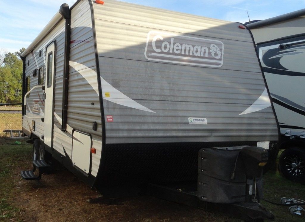 2018 Dutchmen Coleman Lantern - Conventional 202RD in st. george SC