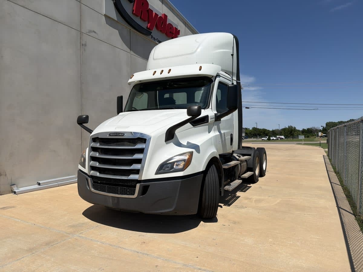 2019 FREIGHTLINER CASCADIA 116 in Oklahoma City, OK