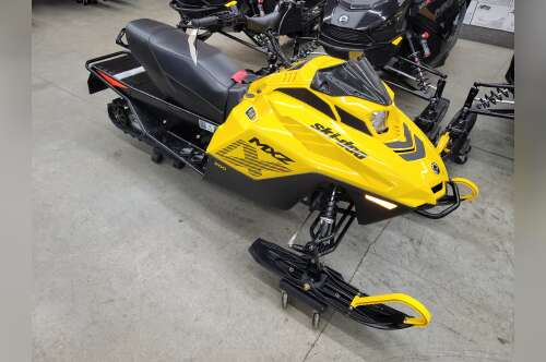 2025 Ski-Doo MXZ 200 in monroe WI