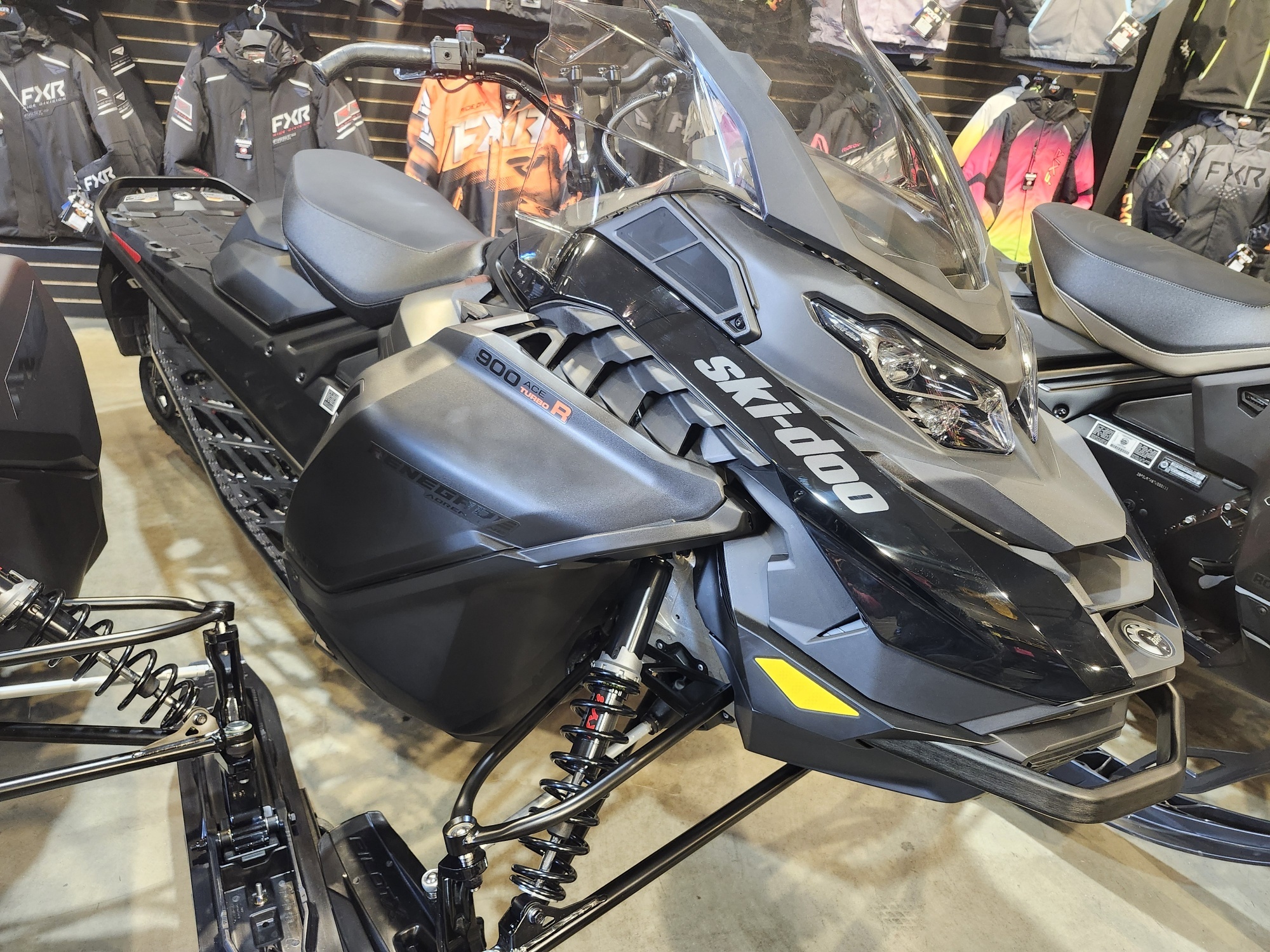 2026 Ski-Doo Renegade Adrenaline 900 Turbo black in monroe WI