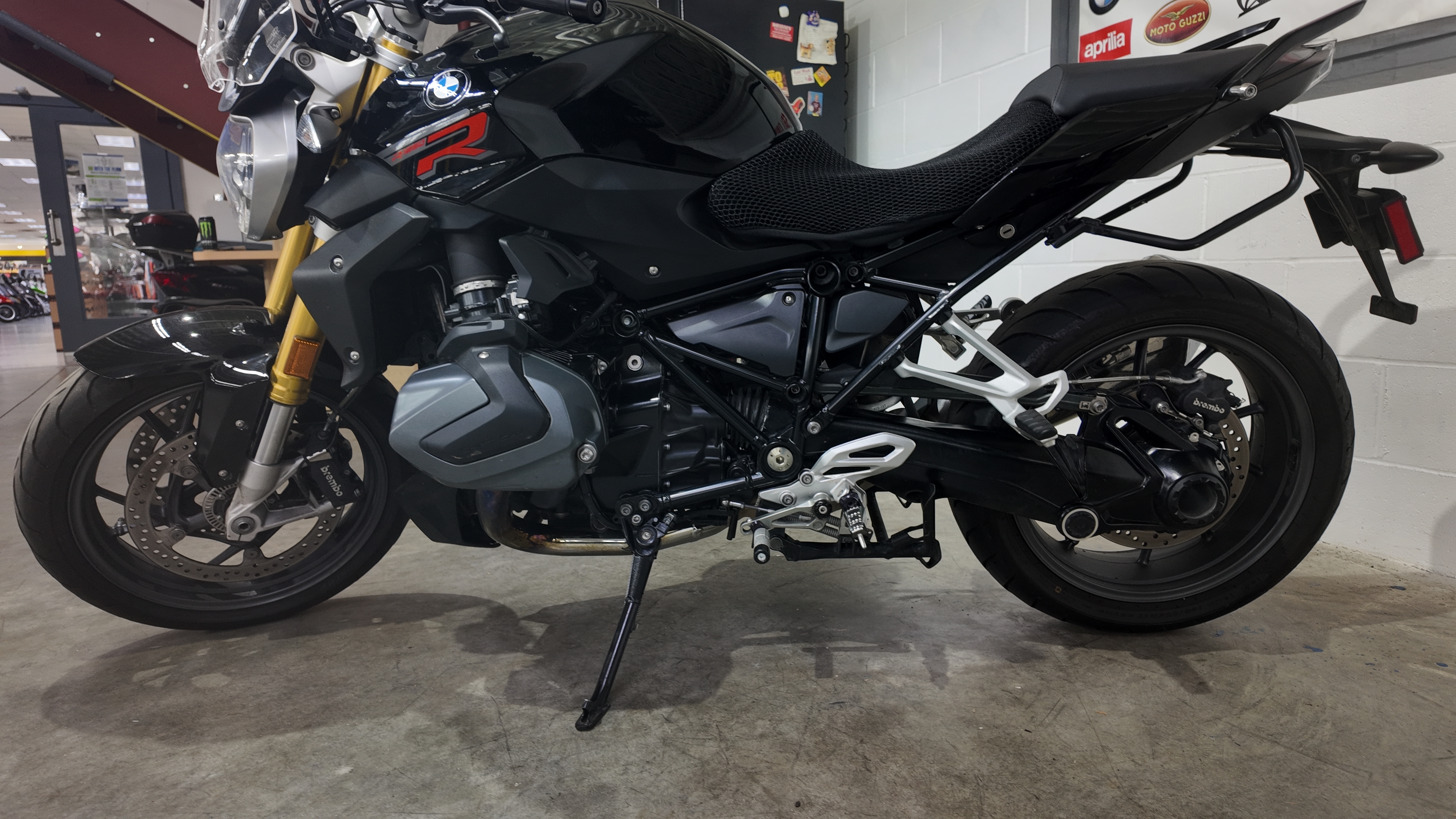2020 BMW R1250R R in Lakeville, MN