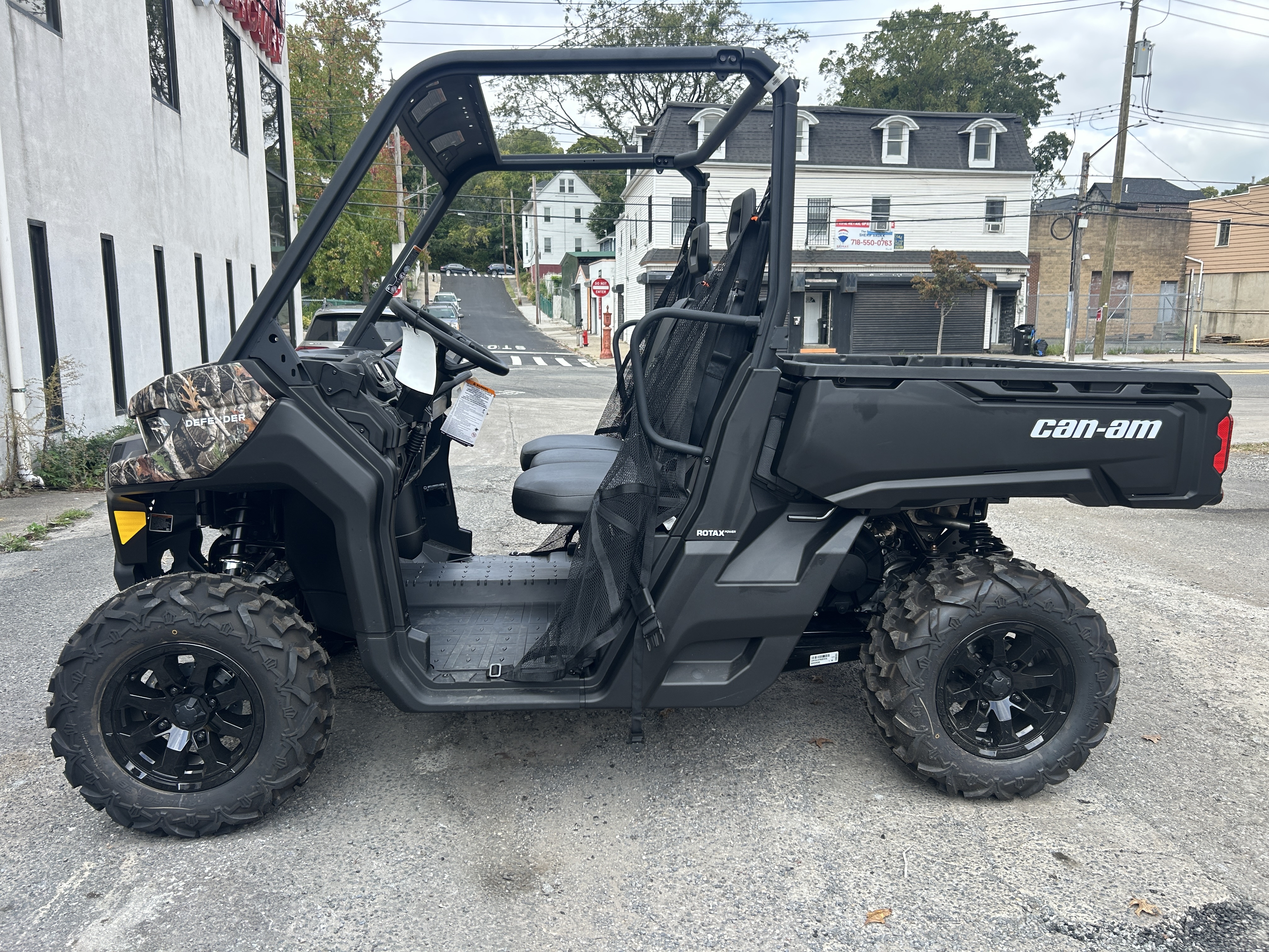 2024 Can-Am Defender DPS HD7 Camo UTV/Utility ATV