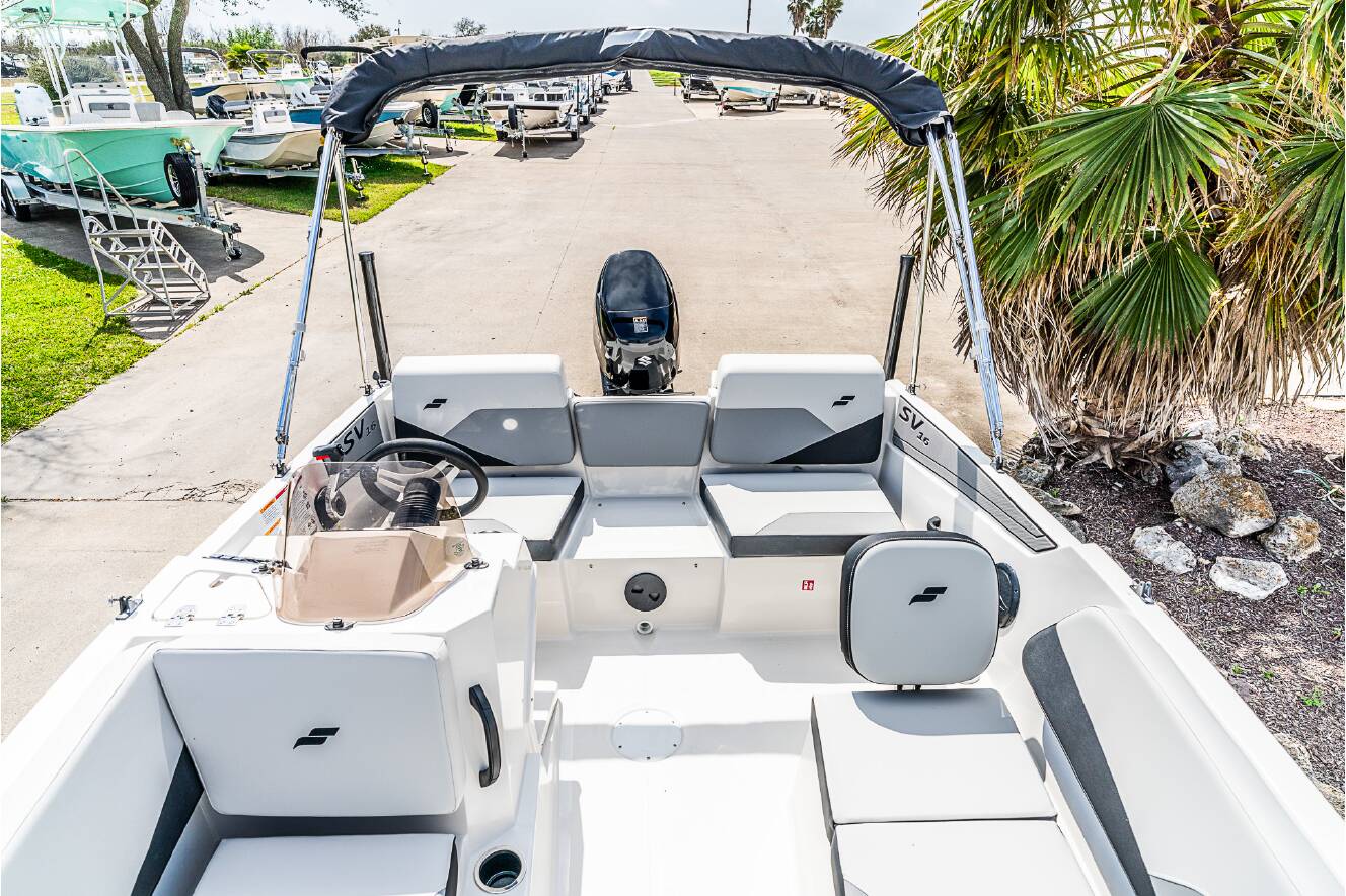 A photo of this 2026 Starcraft SV