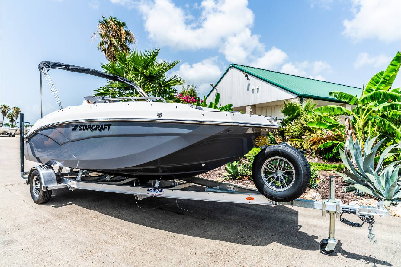 A photo of this 2026 Starcraft SVX