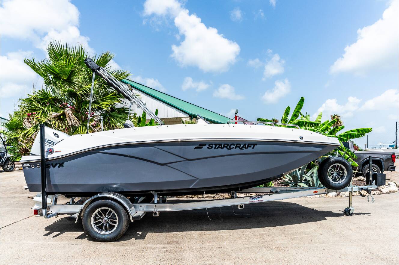 A photo of this 2026 Starcraft SVX