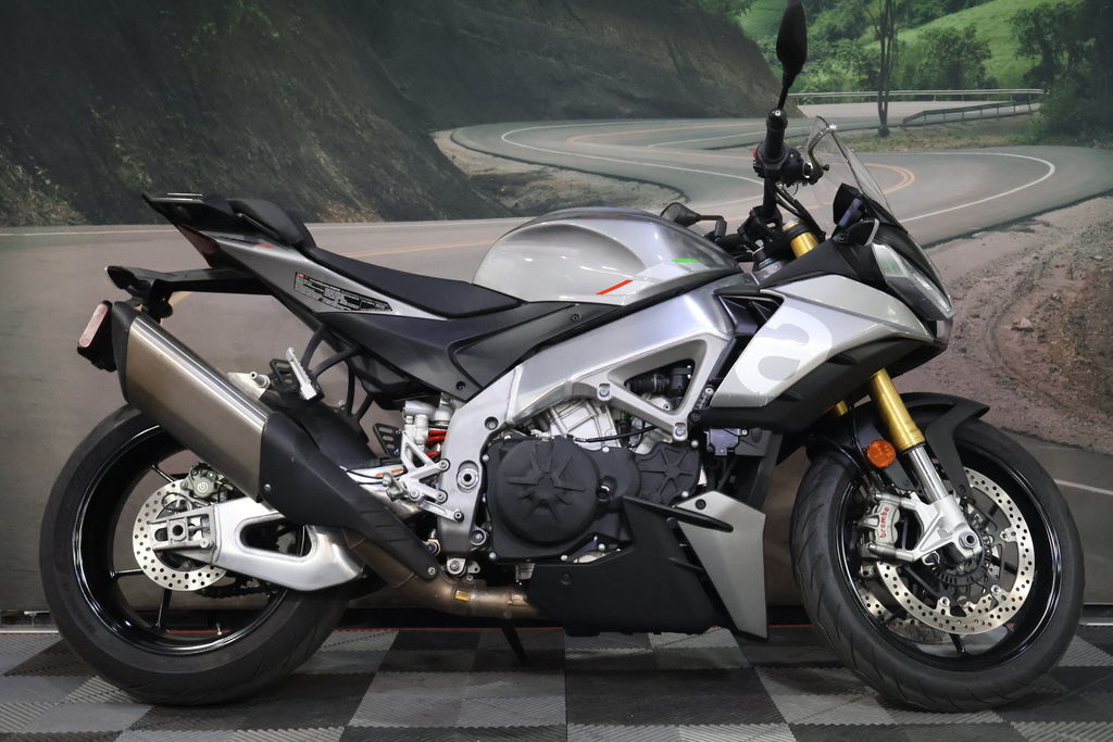 2023 Aprilia® Tuono V4 1100 1100 in Chatsworth, CA