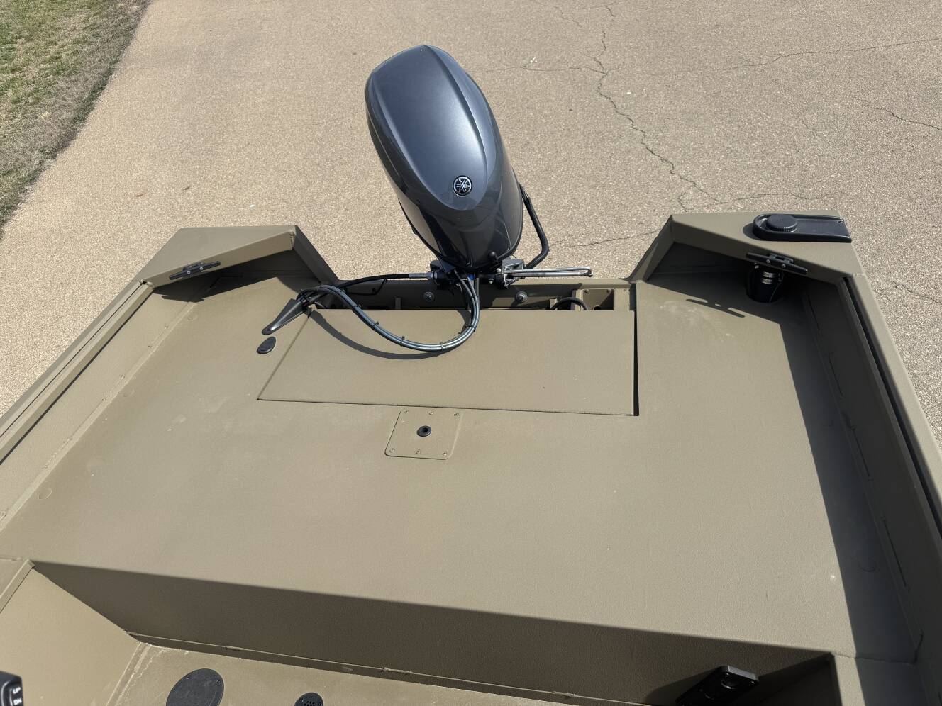 A photo of this 2026 G3 18CC