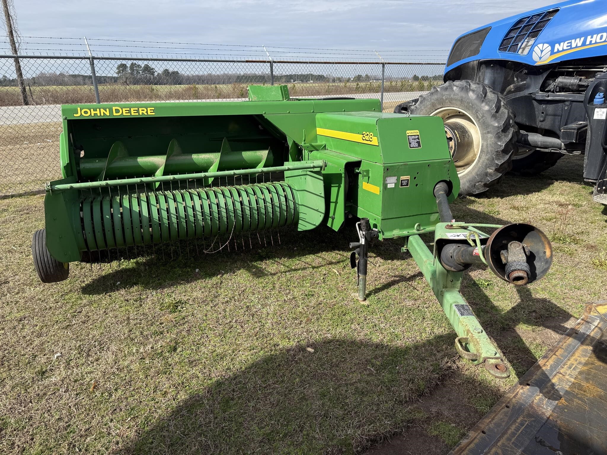 2007 JOHN DEERE 328 in Bishopville, SC