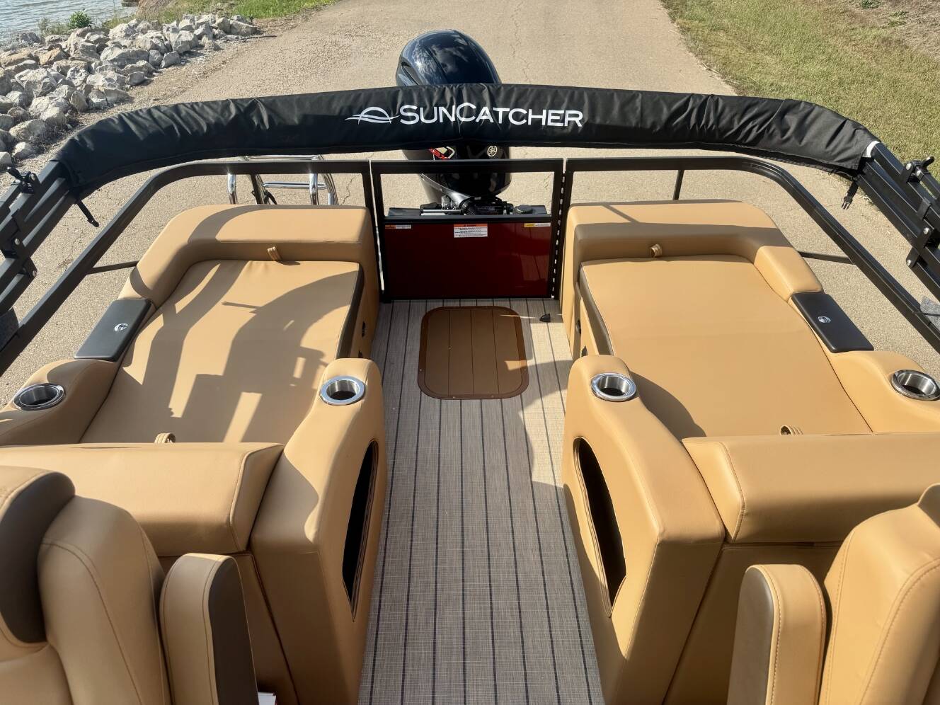 A photo of this 2026 G3 Suncatcher Fusion 322SS