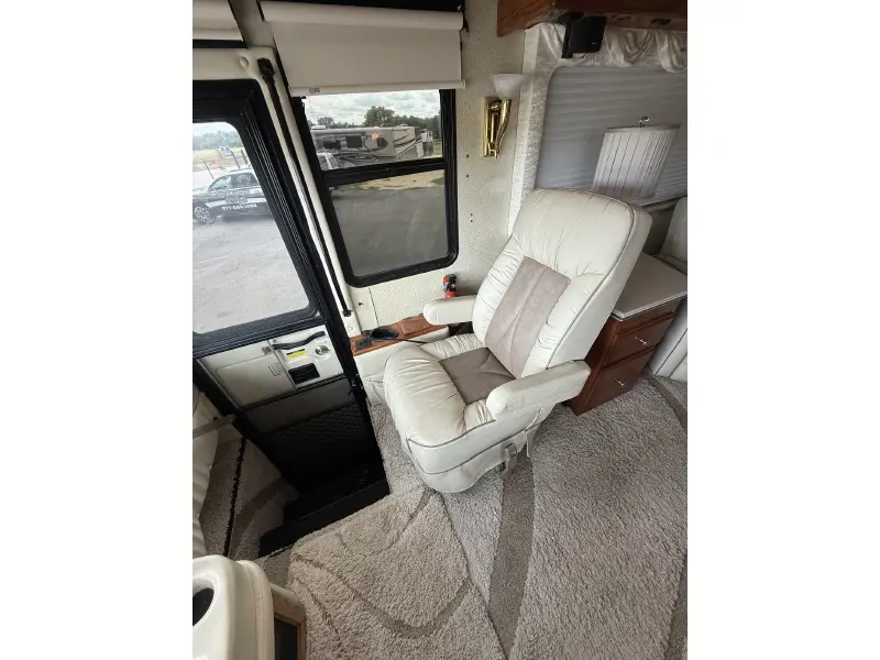 2001 MONACO EXECUTIVE 40 DS