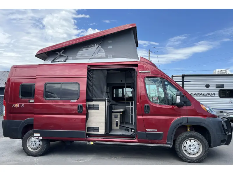2022 WINNEBAGO SOLIS