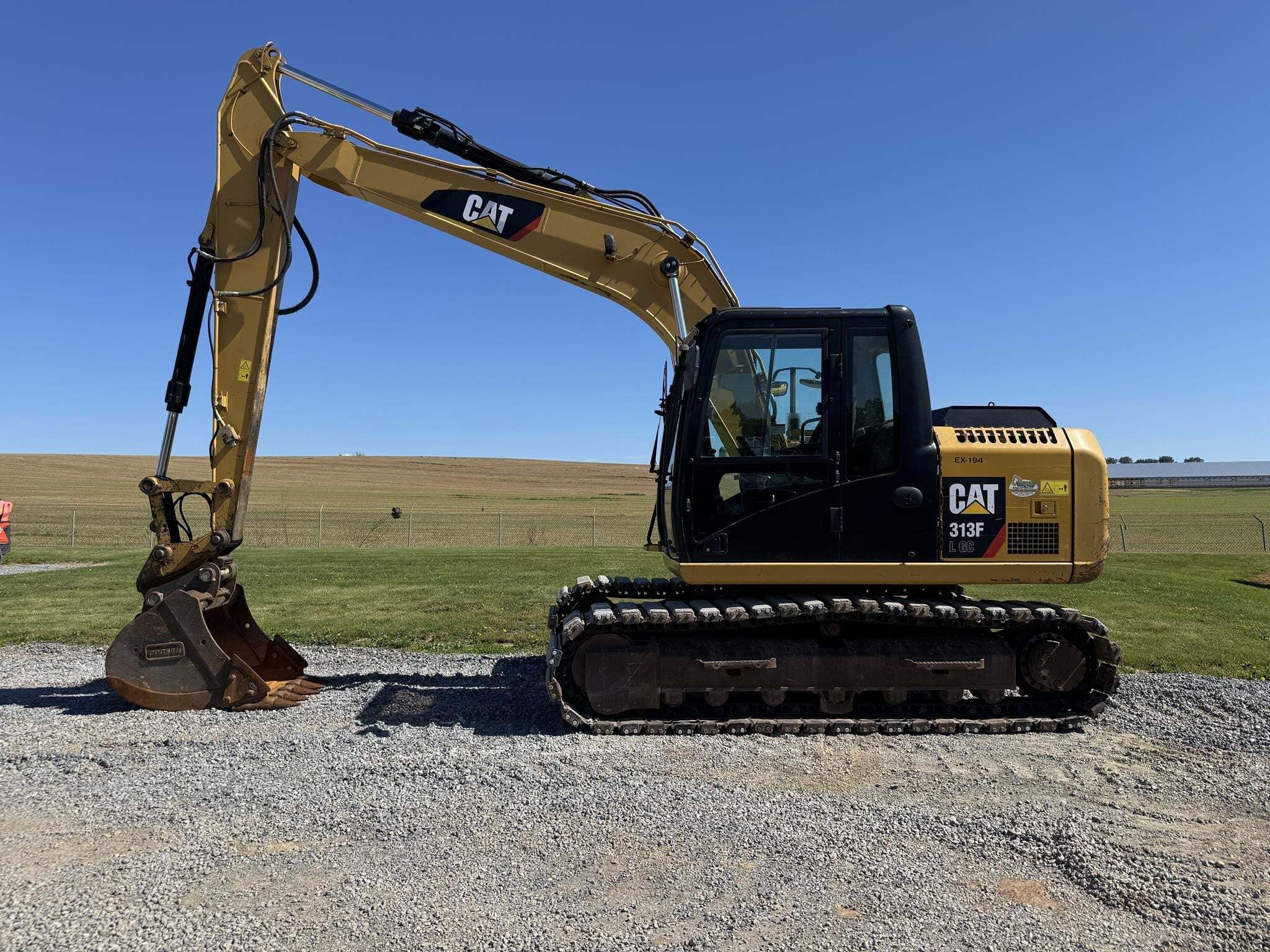 2015 CATERPILLAR 313FLGC in Womelsdorf, PA